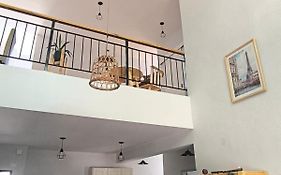 Amplio loft acogedor, súper luminoso y seguro, en el corazón de Tigre